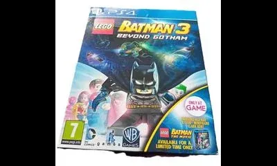 LEGO Batman 3: Beyond Gotham [Blu-Ray & Minifigure Edition]